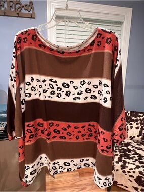 ODDY Striped Knit Top in Brown, Coral & Black with Leopard Accent
